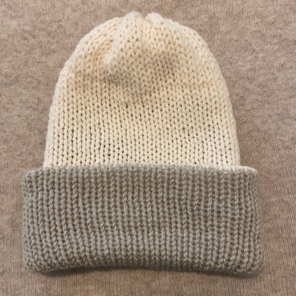 Reversible beanie 🧶🆒Double layer winter hat NEW❄️ - Picture 3 of 3